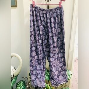 Dreams Co. Purple and Blue with Snowflakes Pants Inseam 25”